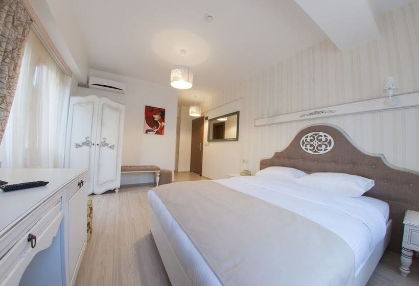 فندق 1inci Konak