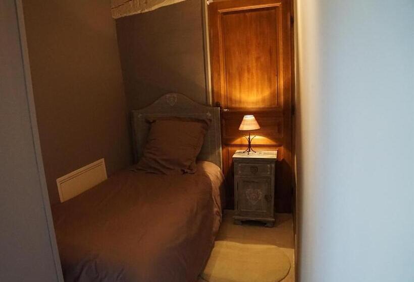 تختخواب و صبحانه Moulin Notre Dame