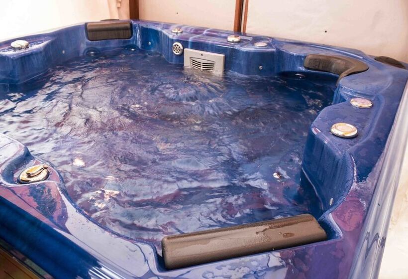 צימר River Mansion Spa