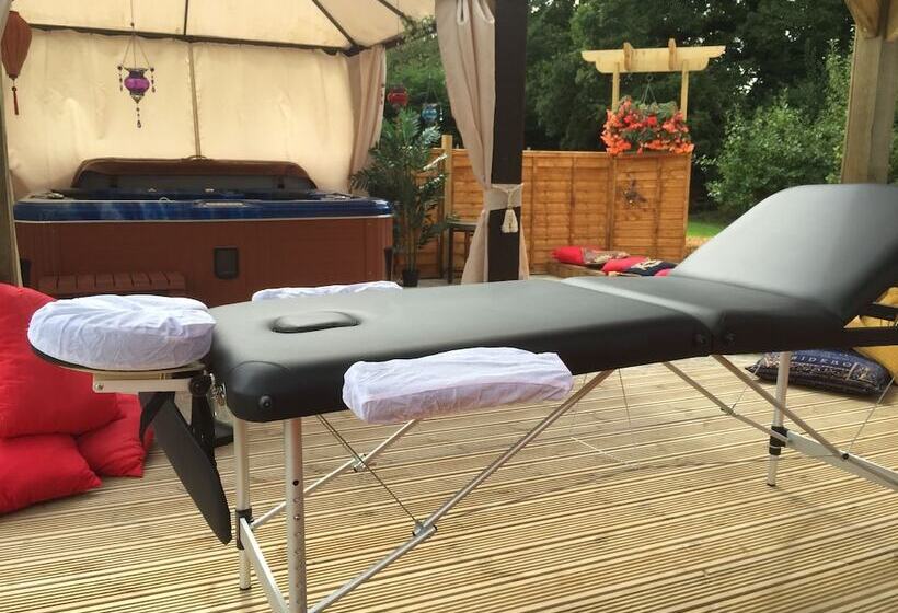 צימר River Mansion Spa