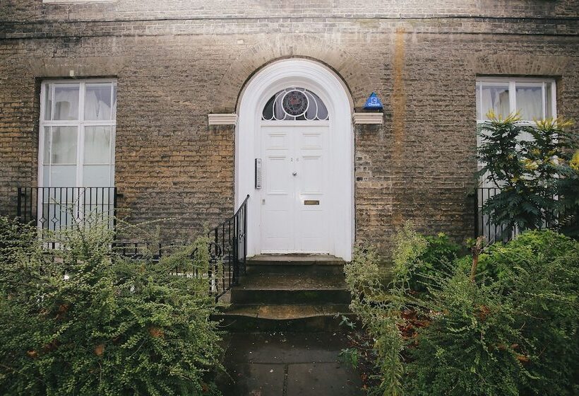 Cambridge City Studios By Paymán Club
