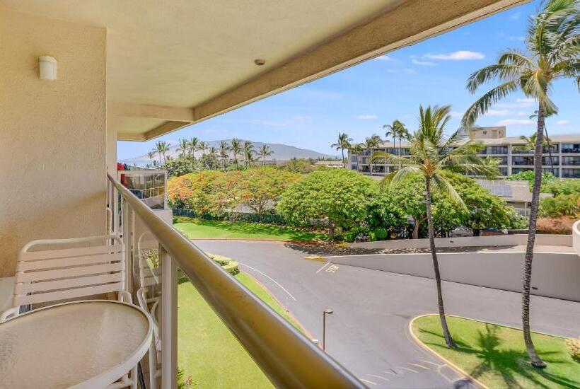 Castle At Maui Banyan