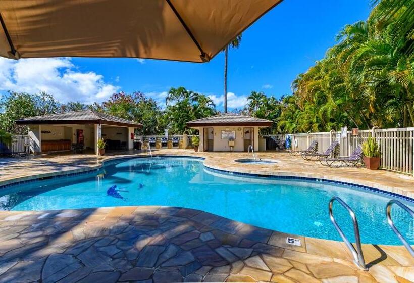 Castle At Maui Banyan