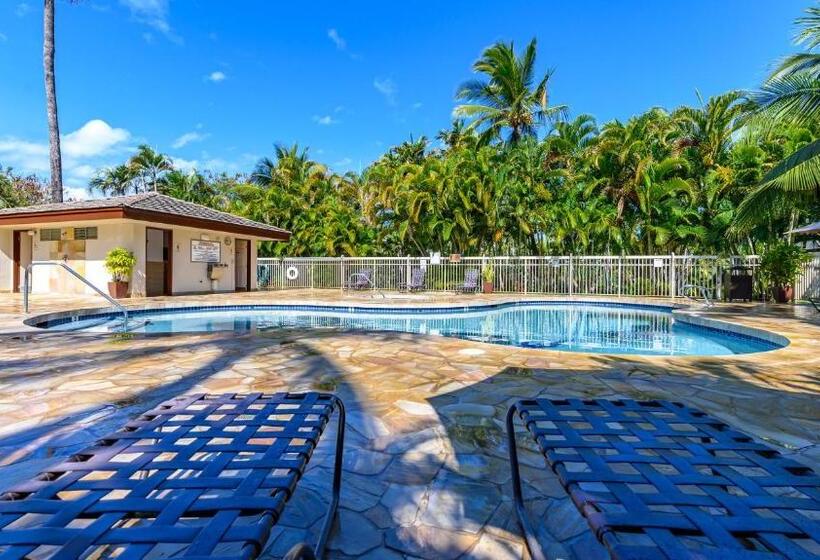 Castle At Maui Banyan