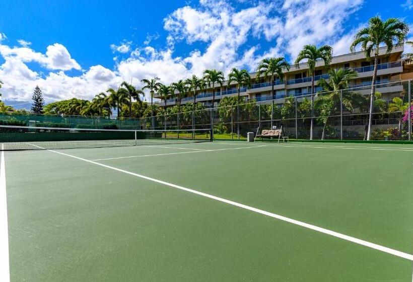 Castle At Maui Banyan