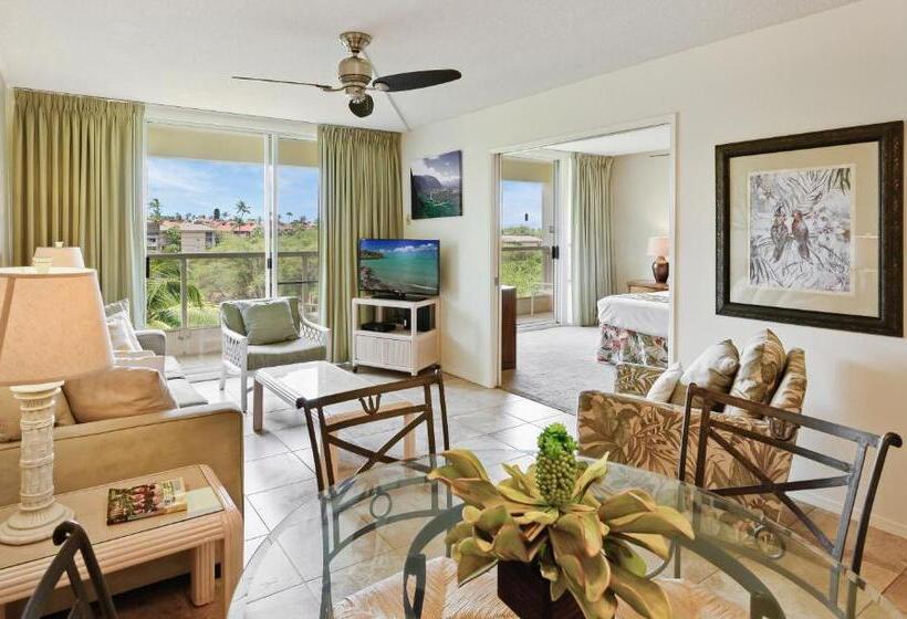 Castle At Maui Banyan