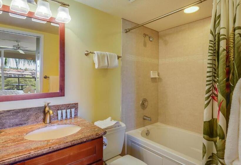 Castle At Maui Banyan