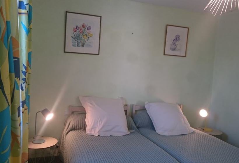 Guilvinec / Treffiagat House On One Level On Large Closed Garden