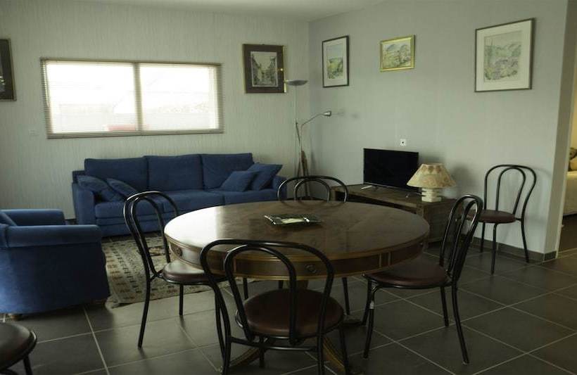 Guilvinec / Treffiagat House On One Level On Large Closed Garden