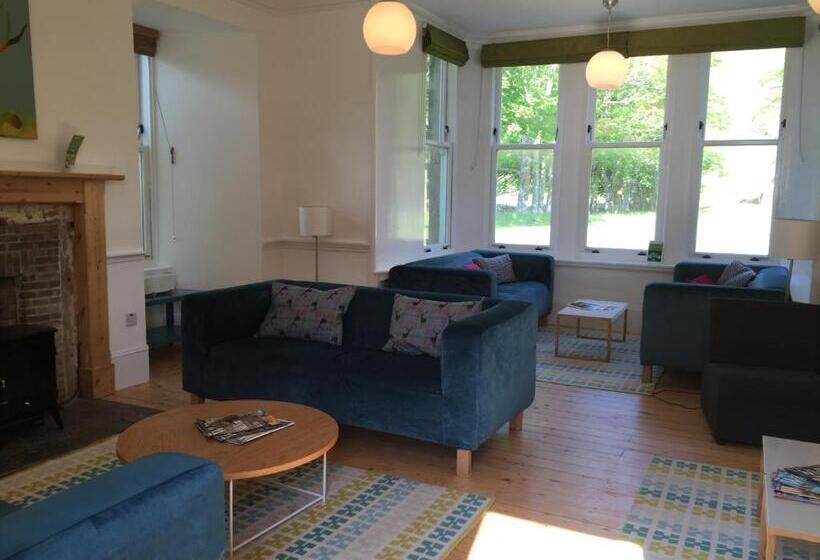 Hartfield House Hostel