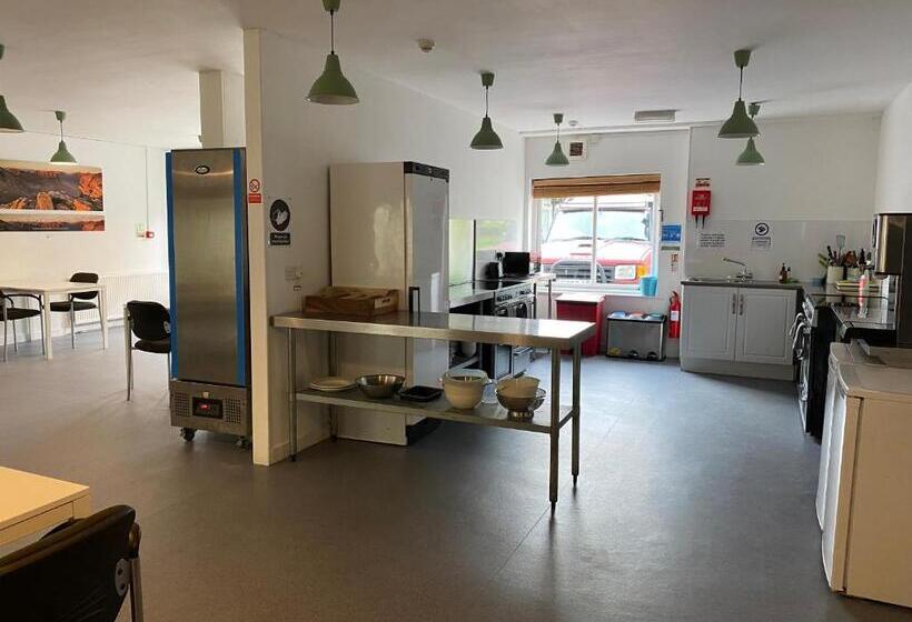 Hartfield House Hostel