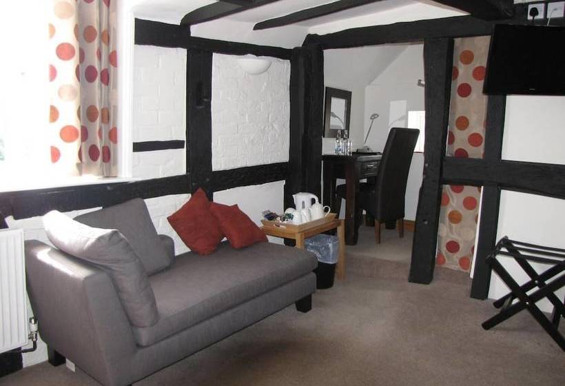 Хостел Rose & Crown