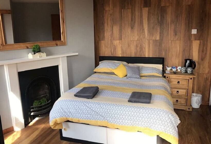 여관 The Bull On The Bridge