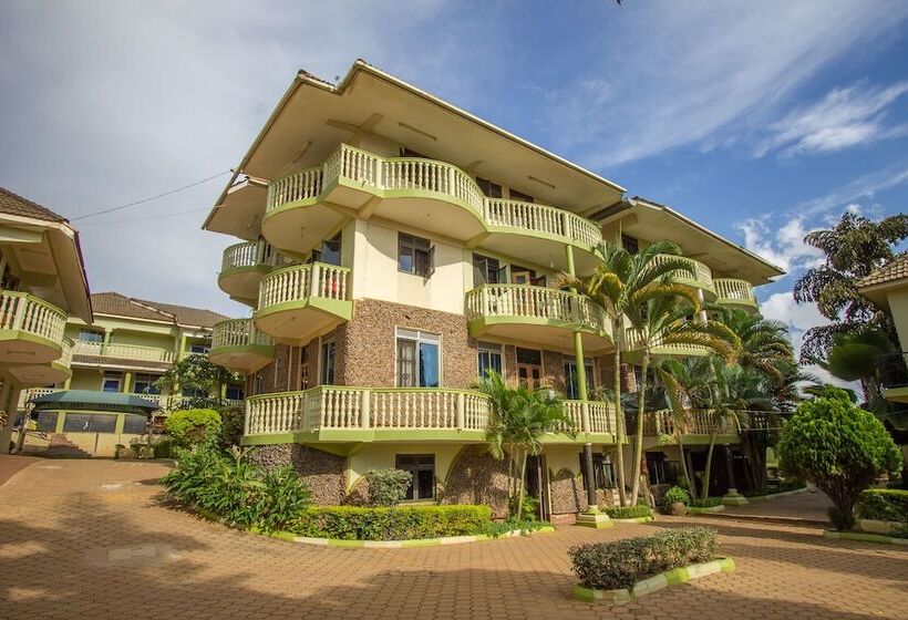 هتل Arch Apartments