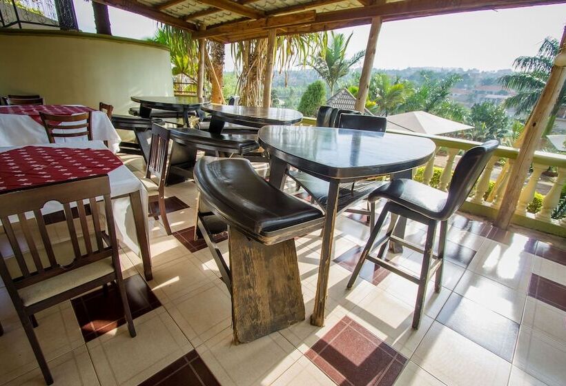 هتل Arch Apartments