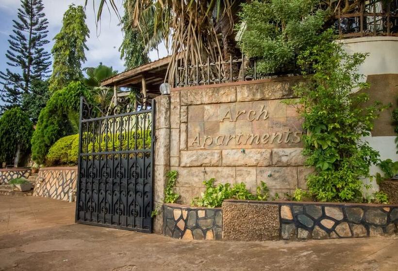 هتل Arch Apartments