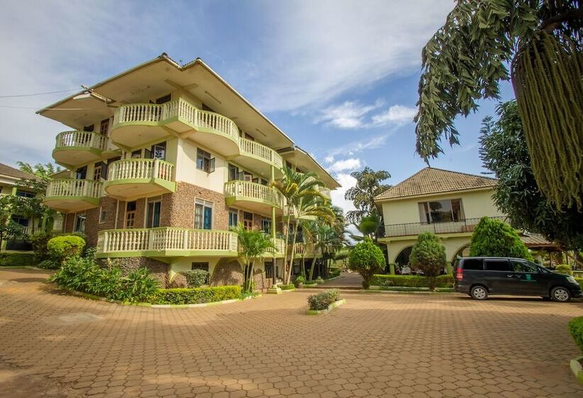 هتل Arch Apartments