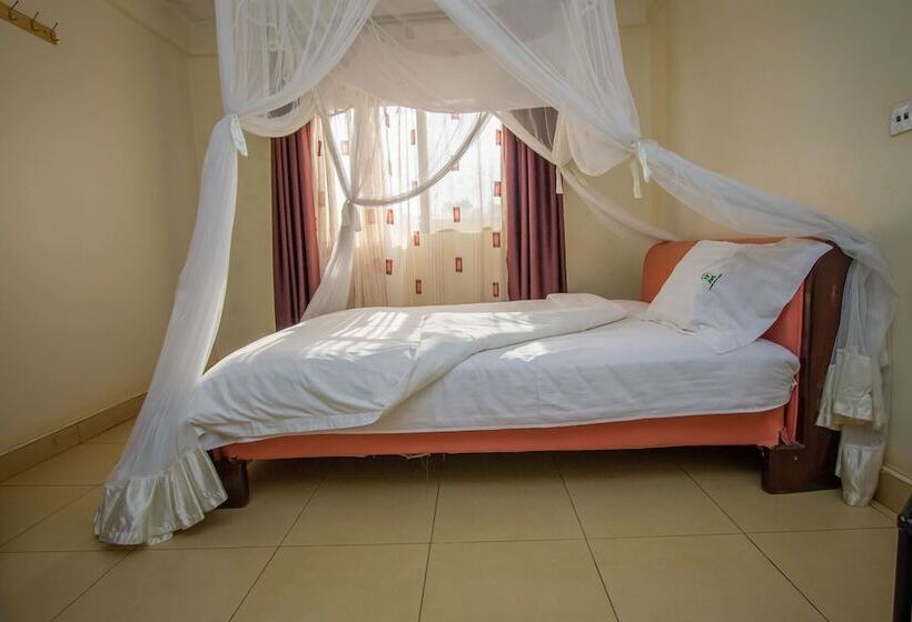 هتل Arch Apartments