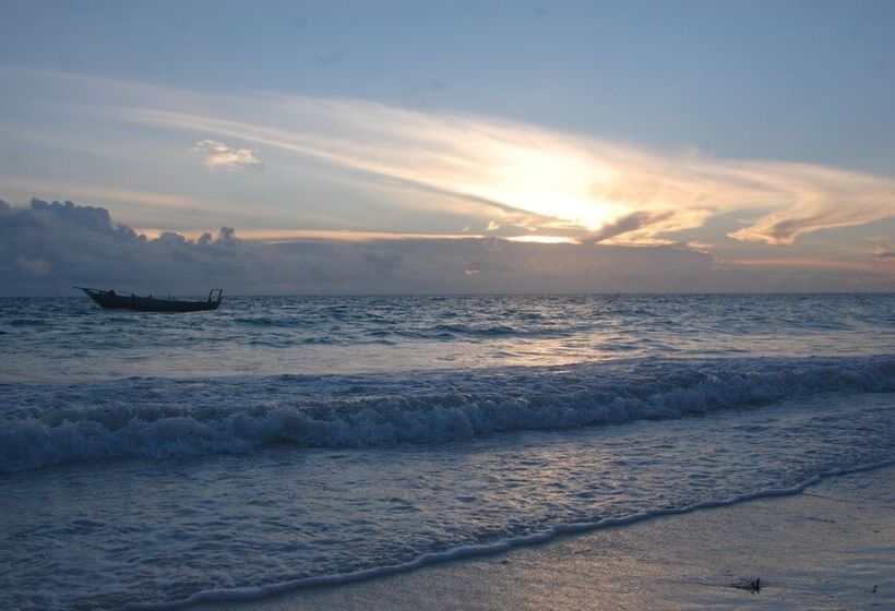 בית מלון כפרי Blue Earth Beach Bungalow