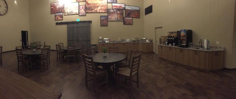 فندق Canyon Country Lodge