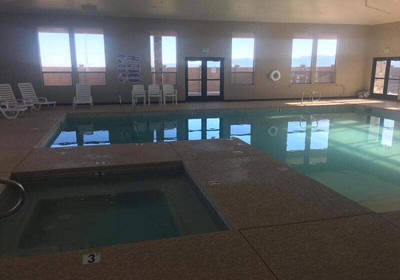 فندق Canyon Country Lodge