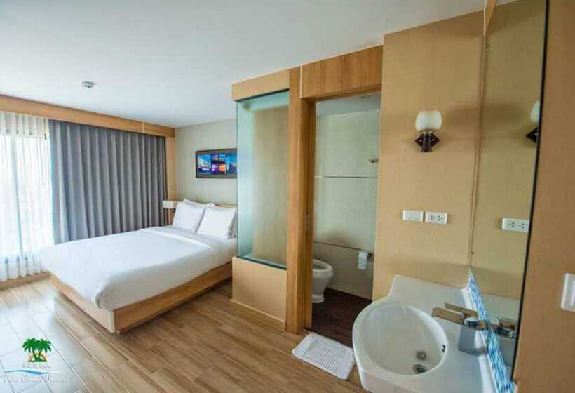 هتل Coco Beach Resort Bangsaen