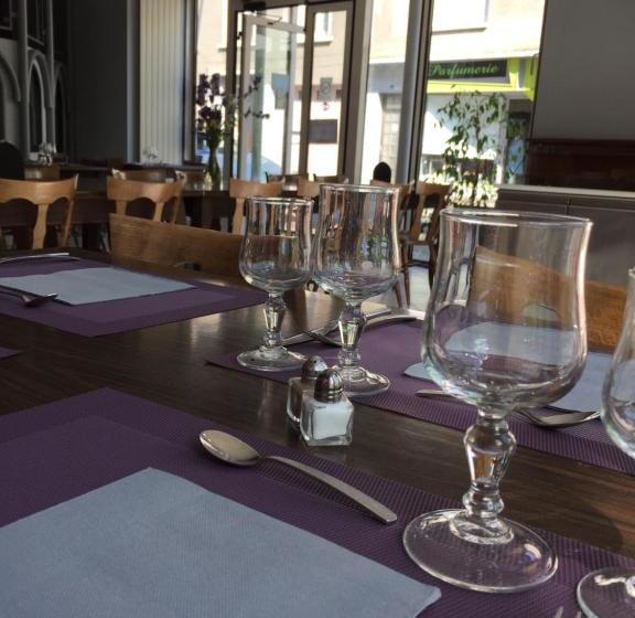 בית מלון כפרי Hôtel Du Centre