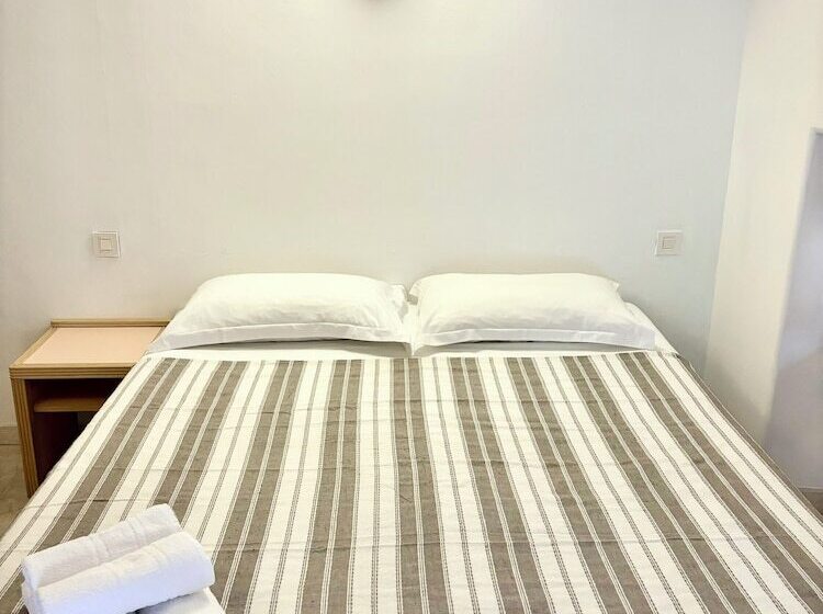 Отель Hôtel Restaurant U Santa Maria