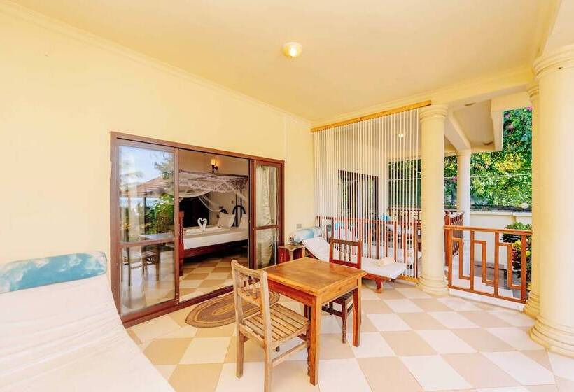 בית מלון כפרי Ifa Beach Resort