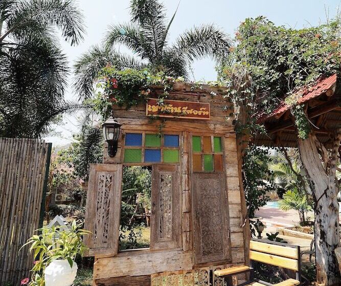 בית מלון כפרי Khaothone River View Resort