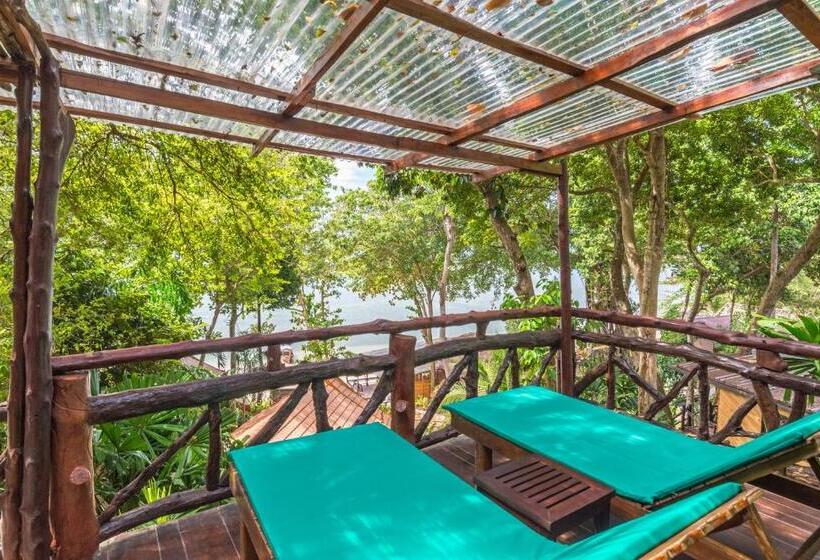 בית מלון כפרי Koh Jum Ocean Beach Resort