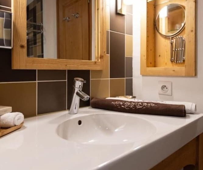 Отель La Maison Les Peupliers