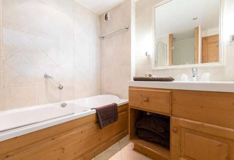 Отель La Maison Les Peupliers