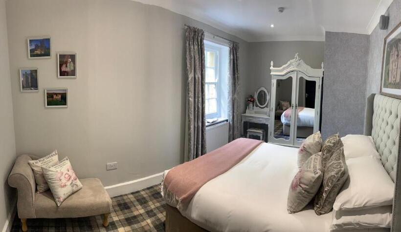 فندق Langley Castle