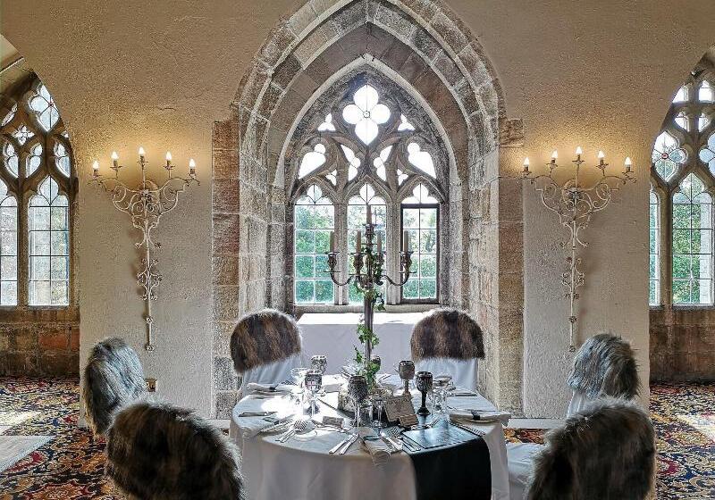 فندق Langley Castle