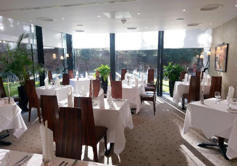 فندق Langley Castle