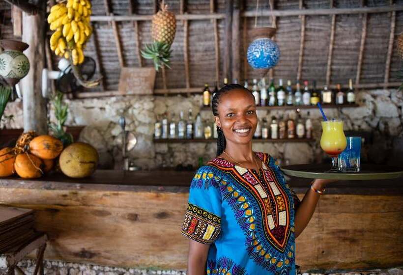 Отель Marafiki Bungalows