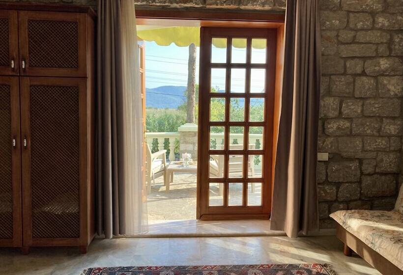 בית מלון כפרי Portofino Boutique