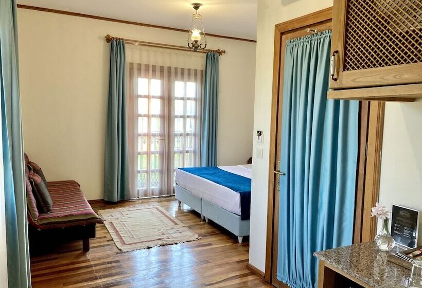 בית מלון כפרי Portofino Boutique