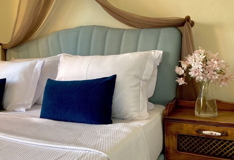 בית מלון כפרי Portofino Boutique