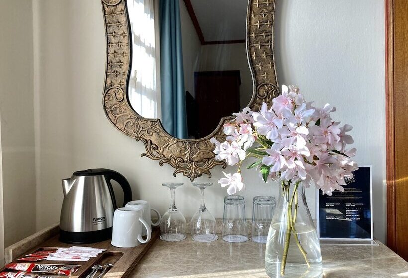 בית מלון כפרי Portofino Boutique