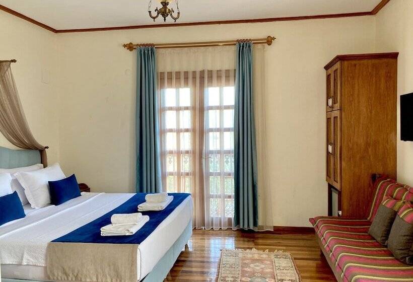 בית מלון כפרי Portofino Boutique