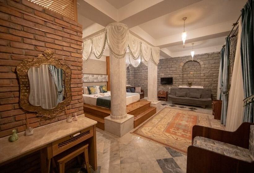 בית מלון כפרי Portofino Boutique