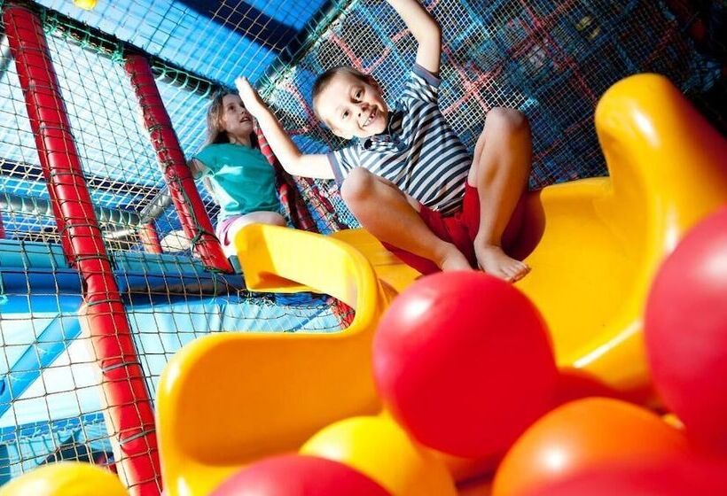 酒店 Sandaway Holiday Park