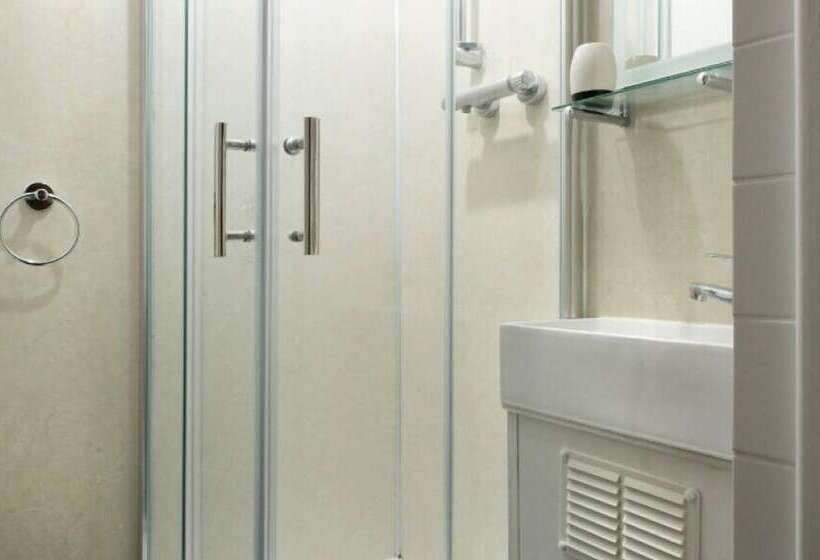 Отель Sandy Glade Holiday Park