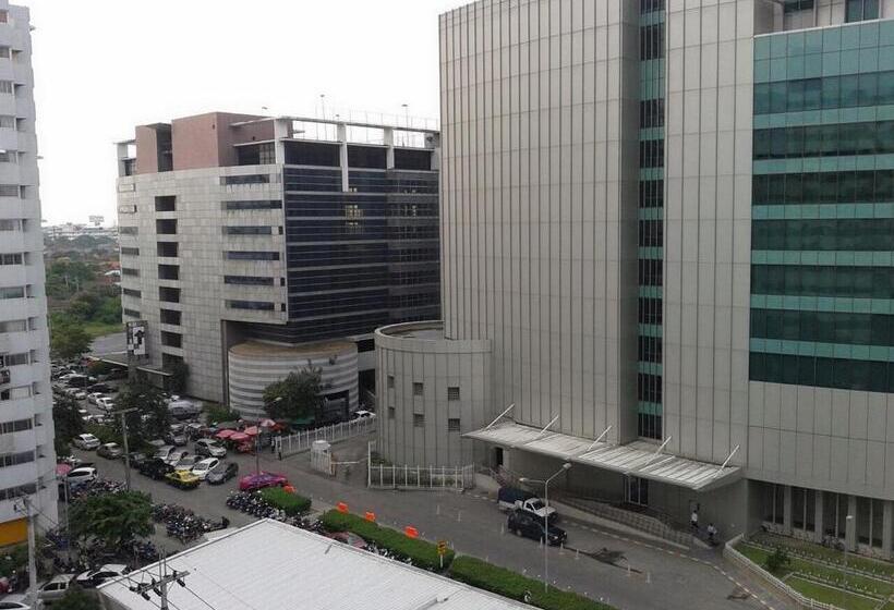 酒店 Smart Residence @ Muengthongthani