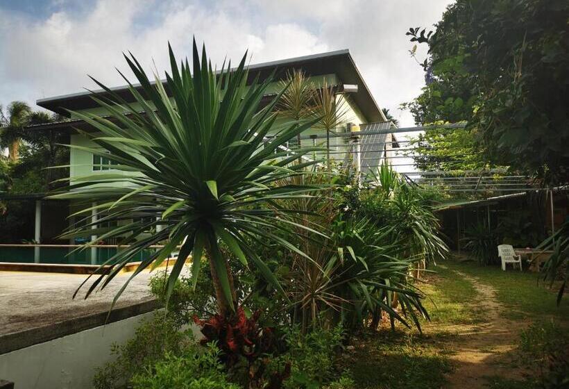 فندق Subsavet Village