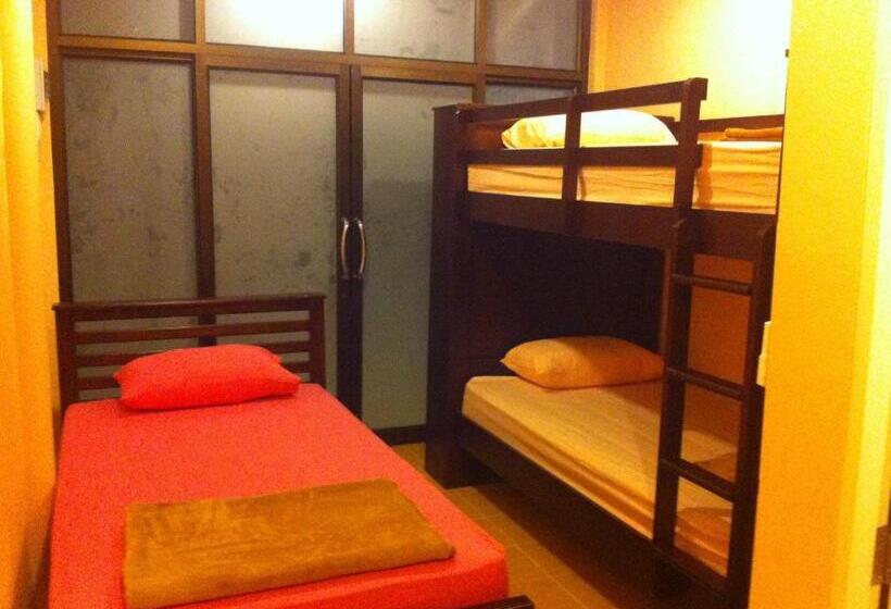 فندق Subsavet Village