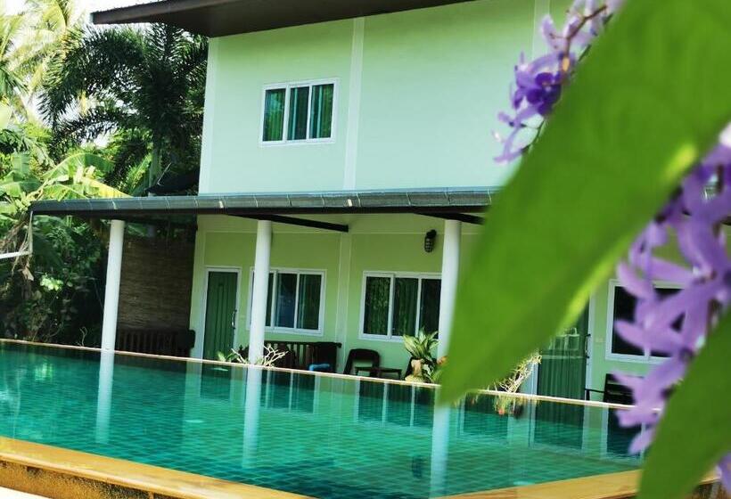 فندق Subsavet Village