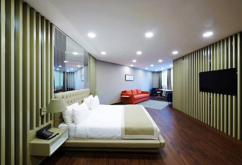 ホテル The City Suites